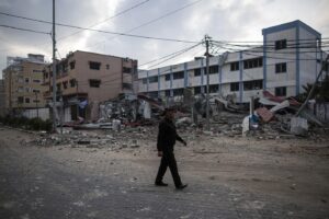 Israele e Hamas siglano il cessate il fuoco: dopo 11 giorni di guerra stop a raid e razzi