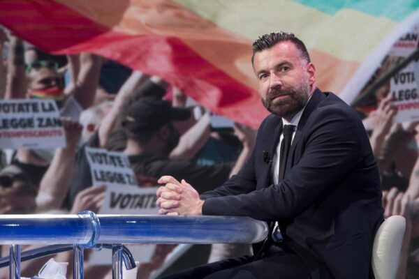 Alessandro Zan, dall’outing al Ddl: “Mio padre non la prese bene, la militanza nata in Erasmus”