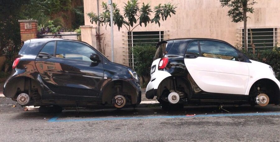 Ladro seriale di pneumatici in manette: furti a raffica sulle smart