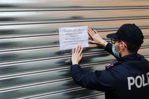 Controlli anticovid della Polizia