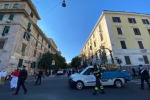 Testaccio, la processione fa il giro del Rione: folla ed emozioni per la Madonna