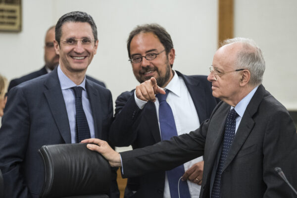 Foto Roberto Monaldo / LaPresse
04-06-2019 Roma
Politica
Plenum straordinario del CSM
Nella foto Sebastiano Ardita, Giovanni Zaccaro, Piecamillo Davigo

Photo Roberto Monaldo / LaPresse
04-06-2019 Rome (Italy)
Extraordinary Plenum of the CSM
In the pic Sebastiano Ardita, Giovanni Zaccaro, Piecamillo Davigo