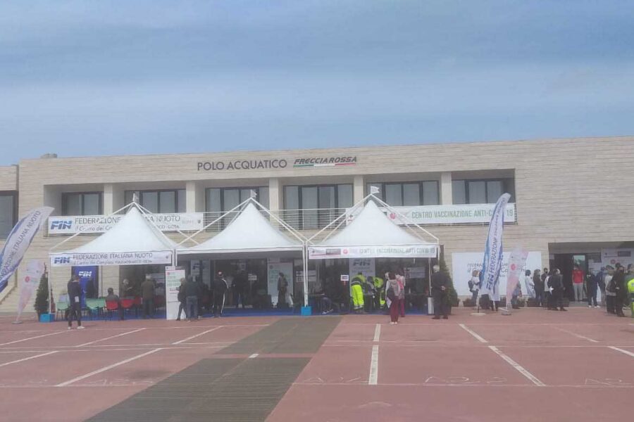 Ostia, inaugurato il nuovo centro vaccini nel polo natatorio