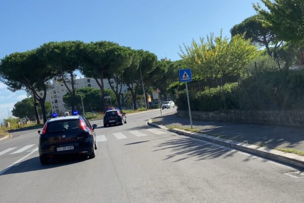 Agguato a Roma, la mafia dietro la raffica di proiettili: si indaga sulle vite delle due vittime