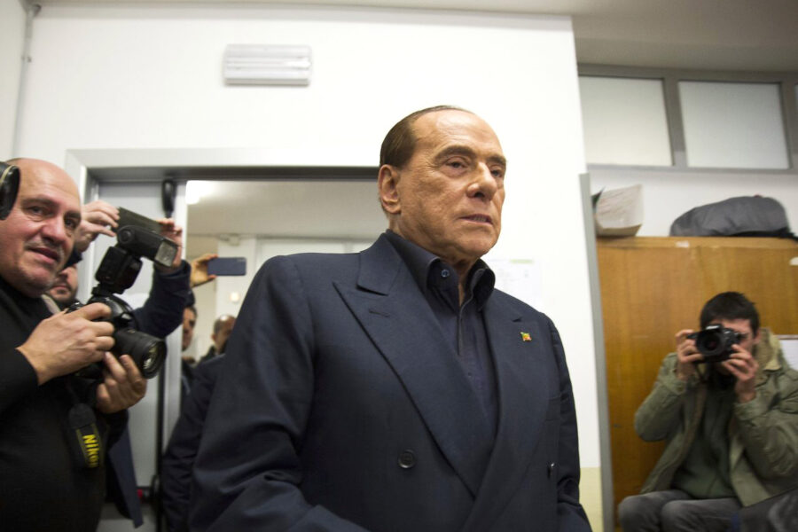 Caso Mediaset, Berlusconi all’attacco chiede la revisione del processo