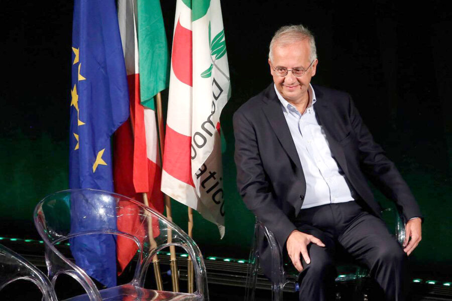 Sul rapimento di Moro Veltroni scopre dopo 40 anni che c’è del ‘marcio nello Stato’