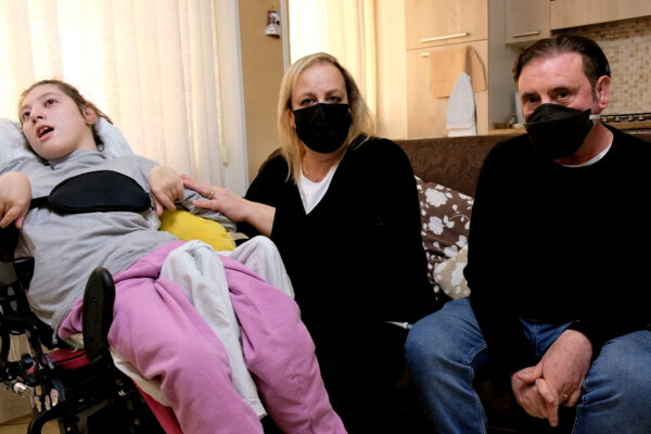 Non c’è pace per Arianna Manzo: aspetta il risarcimento da 16 anni, ora rischia pignoramento da 81mila euro Non c’è pace per Arianna Manzo: aspetta il risarcimento da 16 anni, ora rischia pignoramento da 81mila euro