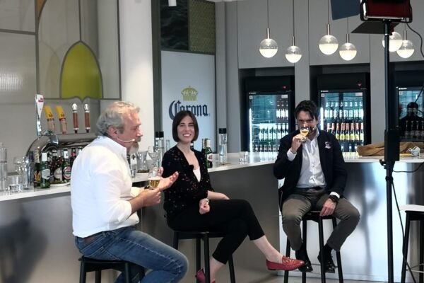 La birra dichiara guerra all’aperitivo: artigianale o bionda è la bevanda più amata