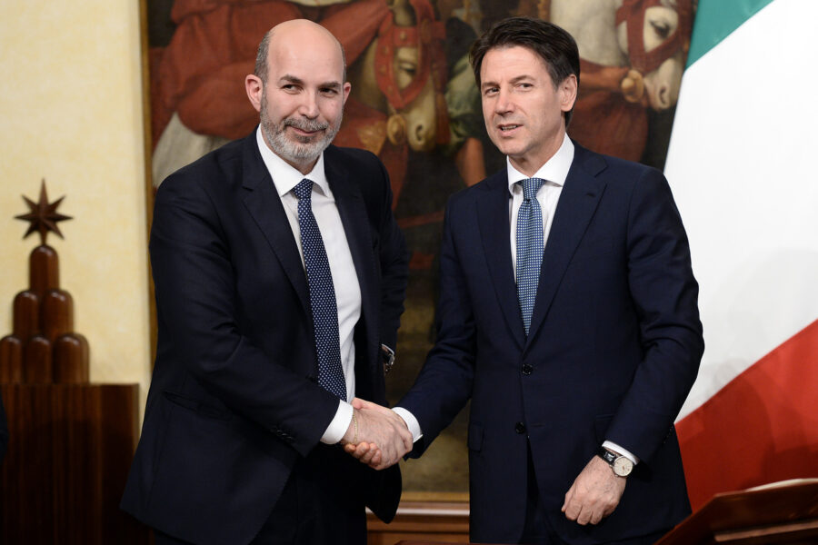 Movimento 5 Stelle senza leader, Corte di Appello di Cagliari rigetta il ricorso di Crimi: futuro di Conte a rischio