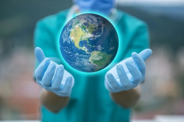 Global Health Summit: Solidarietà e Salute come beni pubblici e di condivisione. Verso un nuovo paradigma inclusivo Global Health Summit: Solidarietà e Salute come beni pubblici e di condivisione. Verso un nuovo paradigma inclusivo