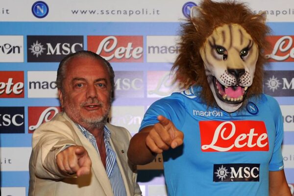 Lettera a De Laurentis: “Caro presidente, ci regali un colpo da ‘cinema’ per il nuovo allenatore del Napoli”