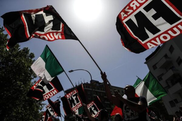 Forza Nuova in piazza