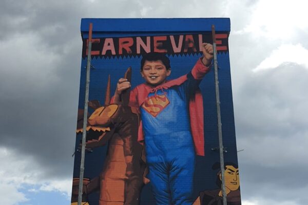 Francesco Paolillo è Superman, il murales per il piccolo eroe morto a 14 anni per salvare un amico