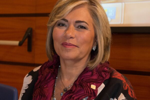 “Nuove norme su debiti e urbanistica: così Napoli può rinascere”, intervista a Rossella Paliotto