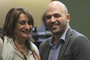 Minacce a Saviano e Capacchione, condannati il boss Bidognetti e il suo avvocato: “Non mi restituirà i 15 anni sotto scorta”