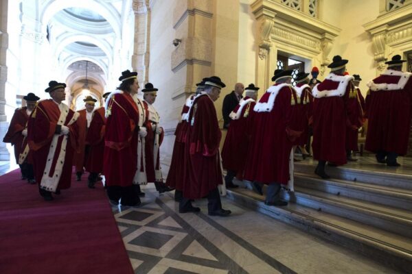 Il Paese è in mano ai Pm, i giudici non ci sono più…