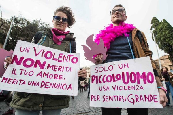 Violenza sulle donne, il lockdown fa aumentare casi e denunce: +79% durante la pandemia