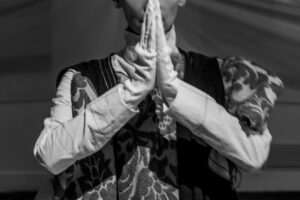 Embodying Pasolini, la performance di Tilda Swinton con i costumi per le opere di PPP