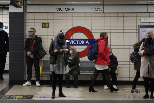 Che cos’è la variante Delta: “90% di contagi in più in una settimana nel Regno Unito”