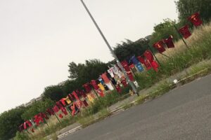 Muro di magliette per Riccardo