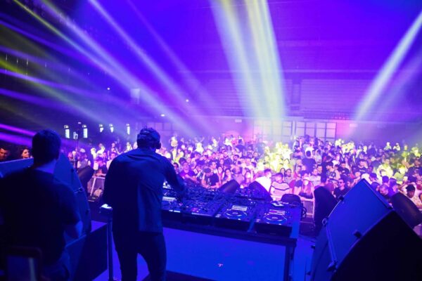 Si torna in pista, ok del Cts alle discoteche: “Con Green Pass e tracciamento clienti per 14 giorni”