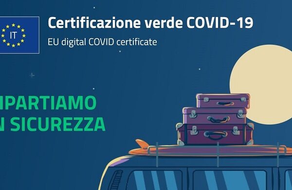 Green pass, caos per scaricare il documento: sistema ancora al palo. Diventano virali le fake news