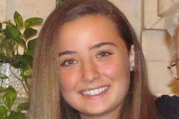 Camilla Canepa, le era stato prescritto un potente ormone. I genitori: “Non aveva malattie ereditarie”