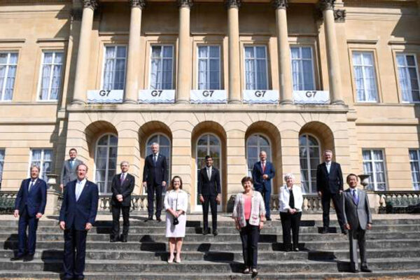 Tassa minima globale: cosa è e come funziona l’imposta che farà crescere l’Europa