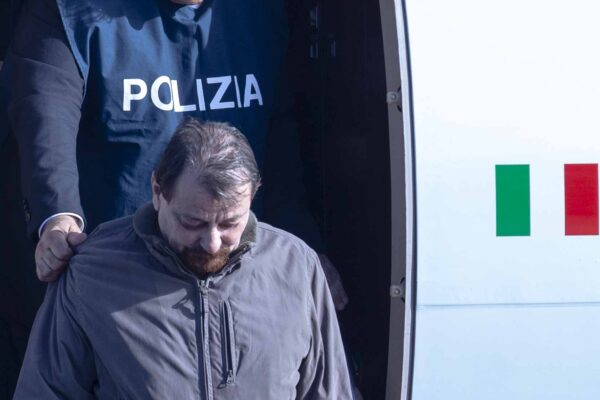 Battisti torturato, ma l’avete letta la Costituzione?