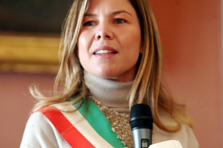 Le dimissioni della Clemente non per legge ma per motivi di opportunità