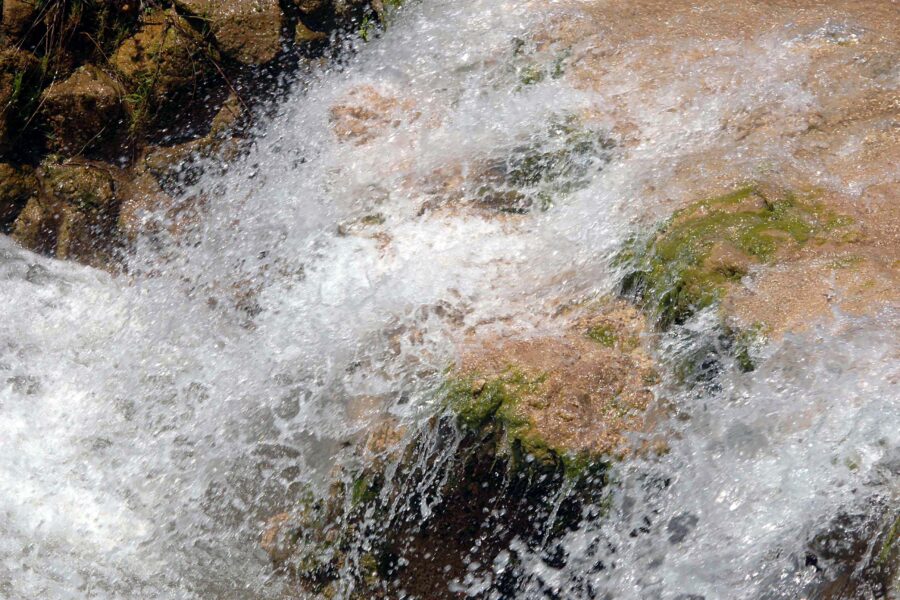 ACQUA SORGENTE SORGIVA CASCATA