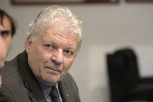 “Vi racconto il mio calvario”, la verità di Lupacchini il procuratore condannato dal Csm per aver criticato Gratteri