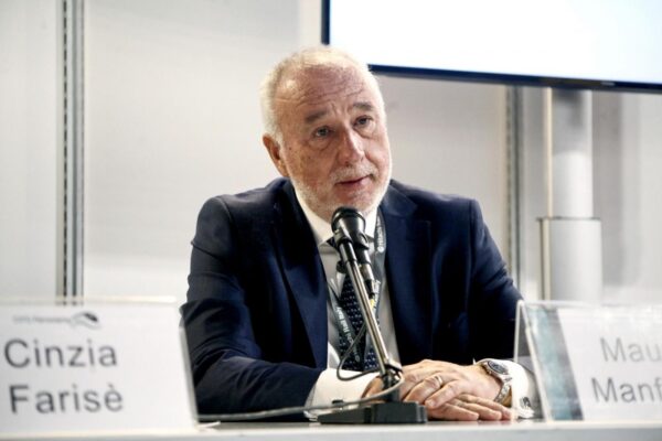 “Manfellotto bacchetta De Luca: “Basta uomo solo al comando, ora serve il dialogo”