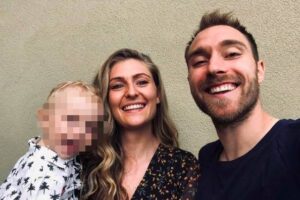 Chi è la moglie di Eriksen, Sabrina Kvist Jensen: paura in campo per il malore durante Danimarca-Finlandia