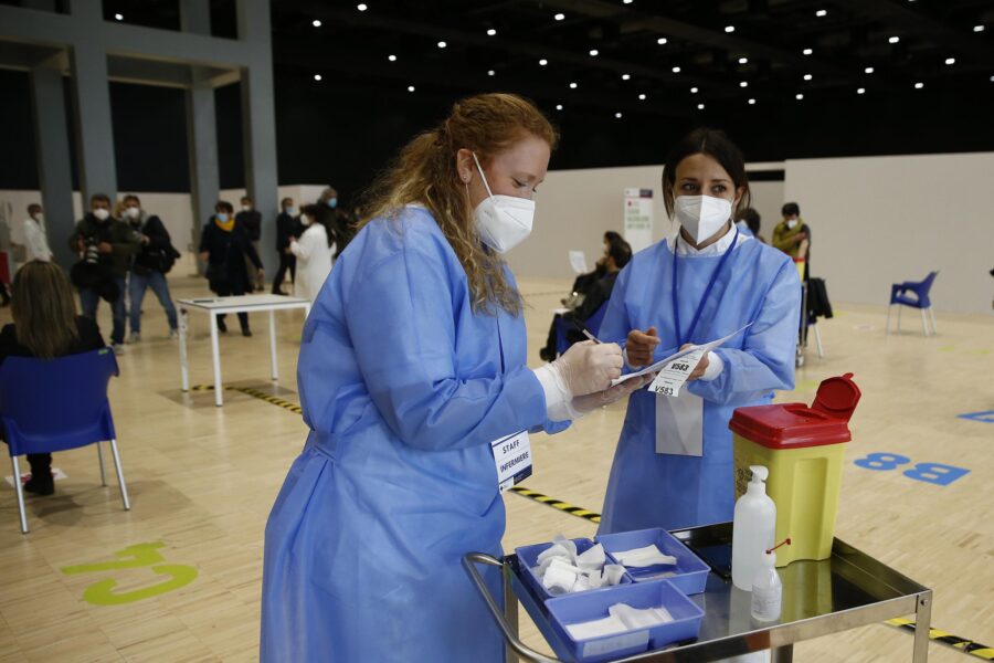 Festa del 2 giugno, per gli studenti del Lazio vaccino e costituzione