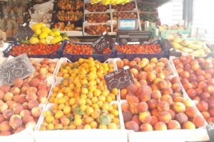 Celio, il mercato rionale si rifà il look: i lavori autofinanziati