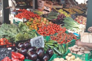 Celio, il mercato rionale si rifà il look: i lavori autofinanziati