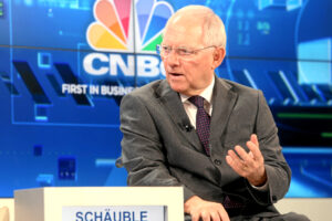Azzardo morale, cosa è e perché non sta in piedi l’accusa di Schäuble