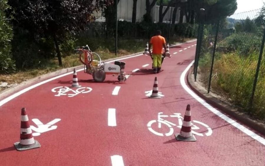 Una pista ciclabile