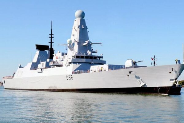 Tensione in Crimea, Mosca: “Violate le nostre acque”. Londra smentisce: “Quella è Ucraina”