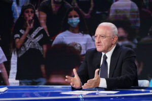 Concorsi e reddito di cittadinanza, De Luca: “Su lavoro ai giovani serve l’impegno di tutti