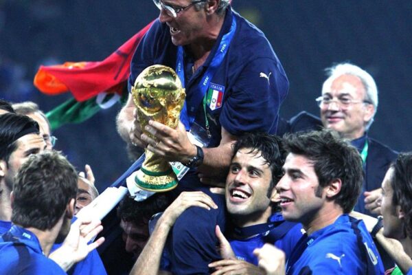 Tagliente e il ricordo della Coppa a Berlino: “Ecco gli aneddoti di quel Mondiale del 2006” Tagliente e il ricordo della Coppa a Berlino: “Ecco gli aneddoti di quel Mondiale del 2006”