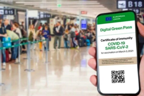 Come funziona il ‘Green Pass’ per viaggiare liberamente in Europa: ok definitivo del Parlamento Ue