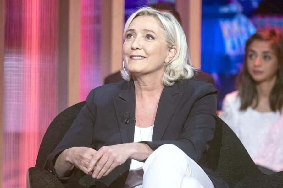 Le Pen ha perso le regionali, ma in realtà punta all’Eliseo
