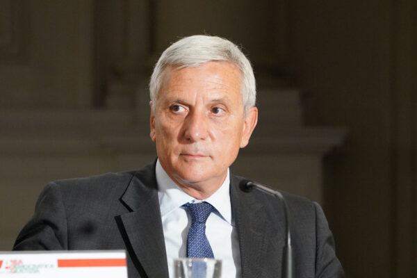 Il conflitto d’interessi di Massimo Luciani: l’uomo della riforma del Csm e avvocato dell’abusivo Prestipino