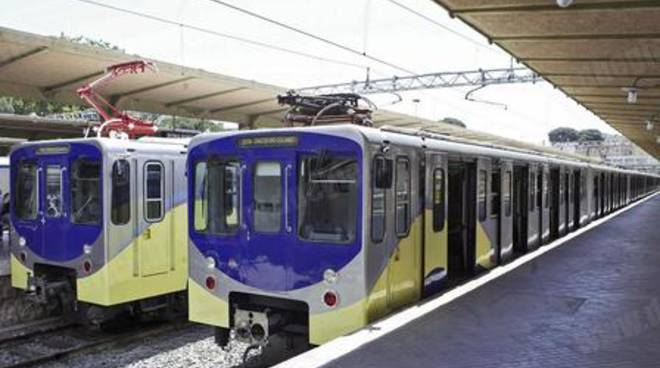 I treni della Roma-Lido