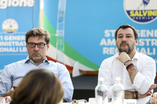 La vittoria di Giorgetti e l’ossessione di Salvini: salvarsi dal sorpasso della Meloni
