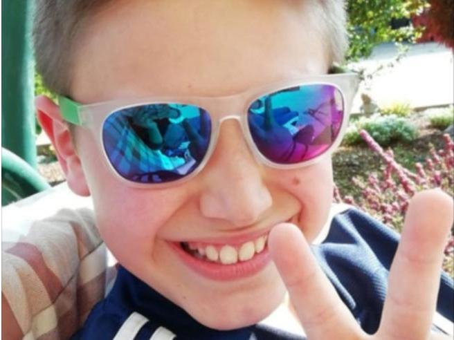 Samuele muore a 10 anni travolto dal grano appena trebbiato: i genitori sotto choc portati al pronto soccorso