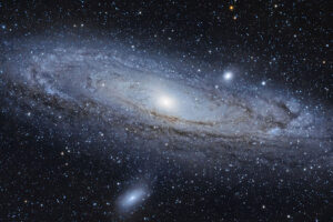 “Il telescopio  della letteratura”, lo sguardo degli scrittori verso lo spazio