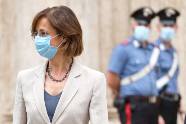 Indagine della Cartabia sulle violenze in carcere, il comandante Manganelli respinge ogni accusa